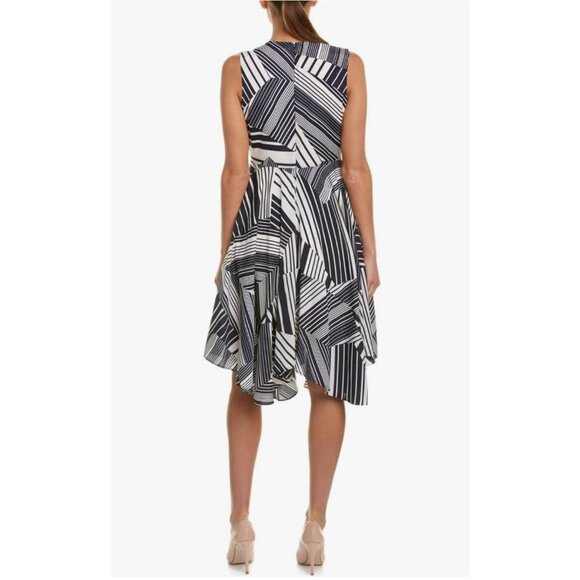 Size 14W 1X NAVY GEO PRINT ASYMMETRICAL HANDKERCHIEF HEM DRESS Summer PLUS SIZE - Picture 2 of 4